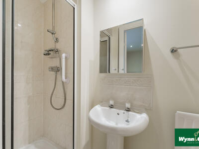 Ensuite Shower Room